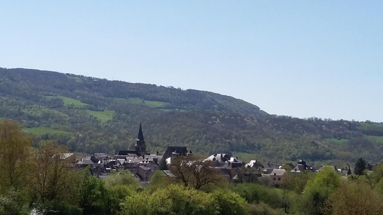 Accueil Du Couvent De Malet 호텔 Saint-Côme-dʼOlt 외부 사진